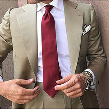 Load image into Gallery viewer, Flairs New York Gentleman&#39;s Essentials Weekend Casual White Pocket Square
